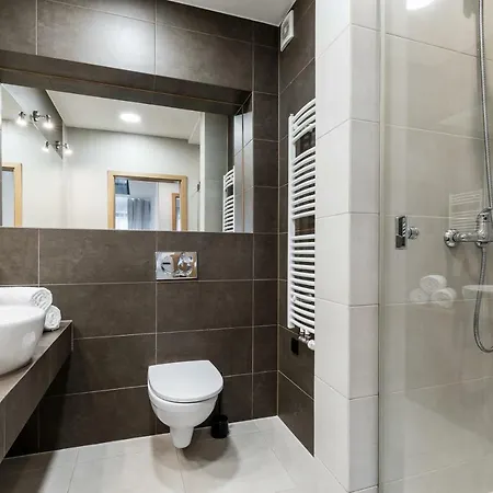 Prestige Bystra Woda Centrum * זקופאנה