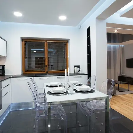 Prestige Bystra Woda Centrum זקופאנה